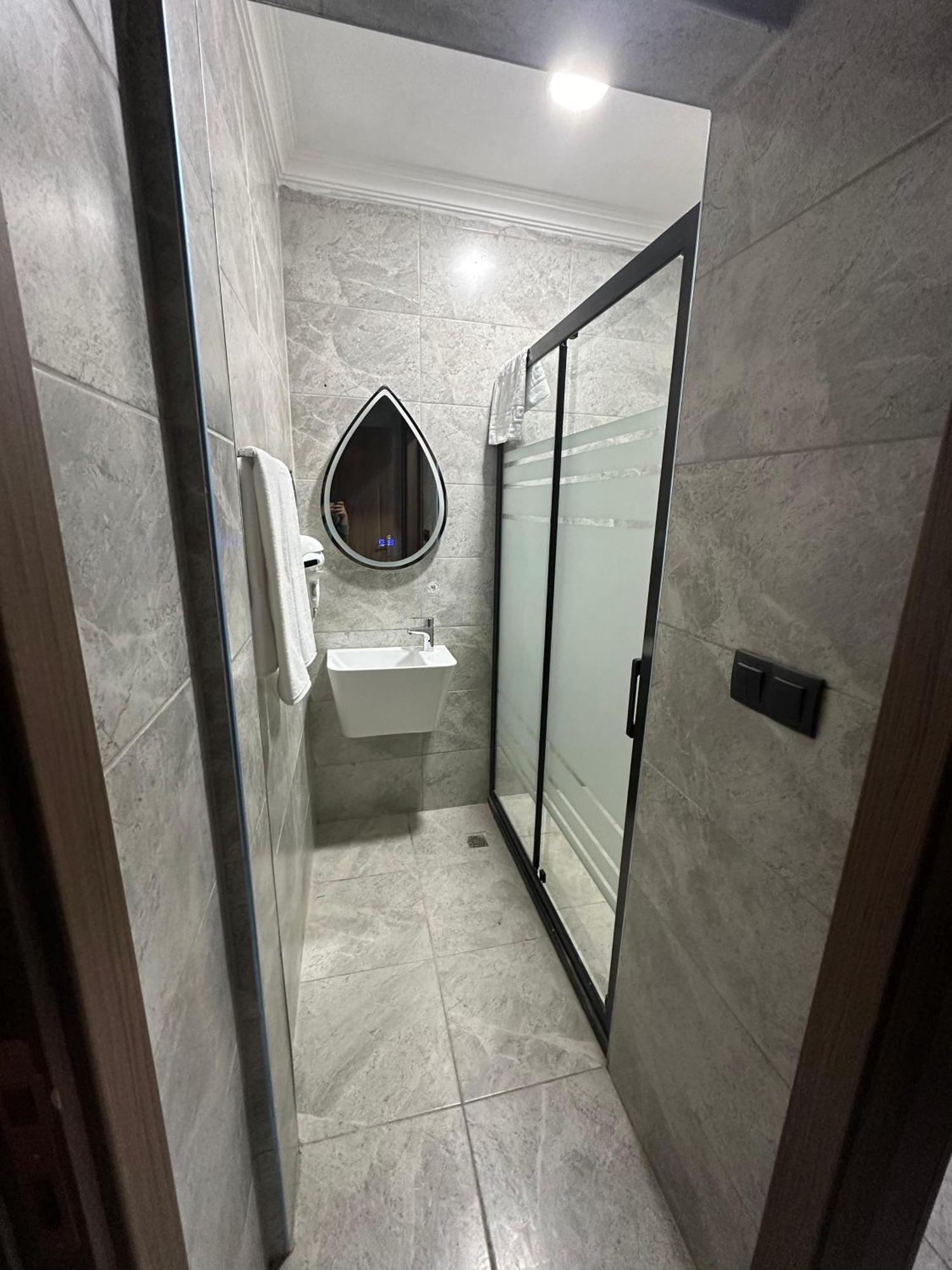 Rays Hotel Bakirkoey City Center Istanbul Exteriör bild