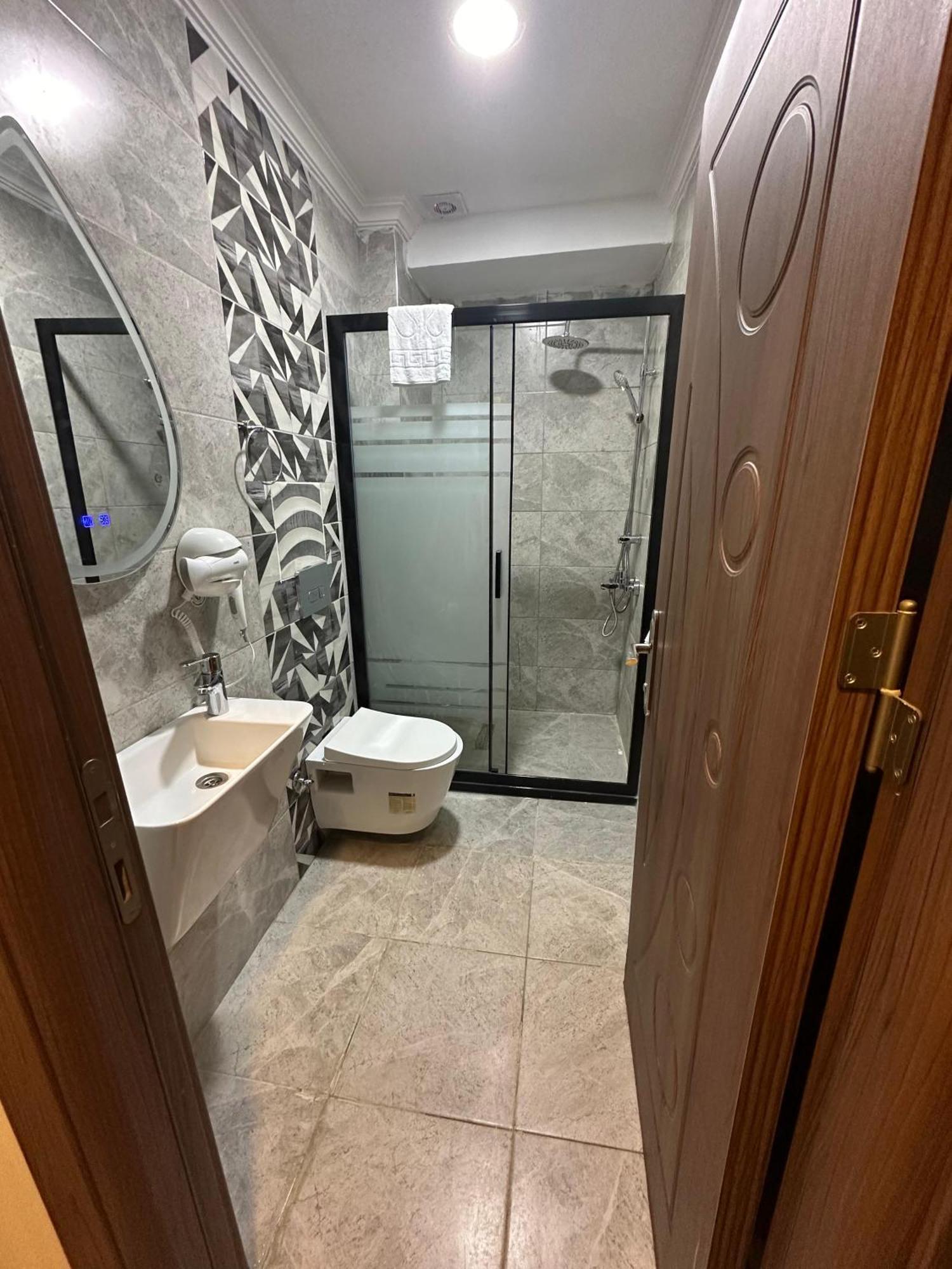 Rays Hotel Bakirkoey City Center Istanbul Exteriör bild